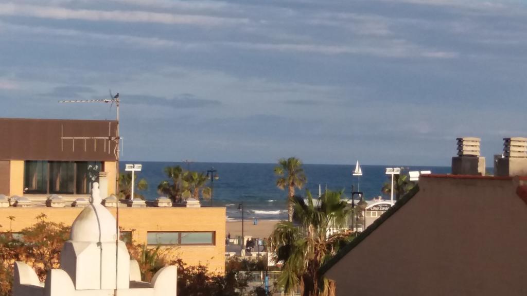 Apartmentsuitespain Atic Panoramic Beach Valencia Exteriör bild